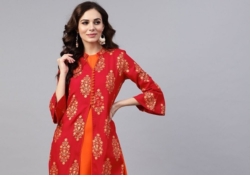 Dazzle at the New Year party with this twist to your ethnic wear