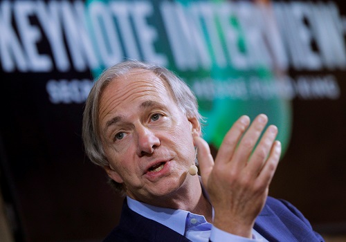 Bridgewater`s Dalio sees U.S. divided, in 'terrible financial state`