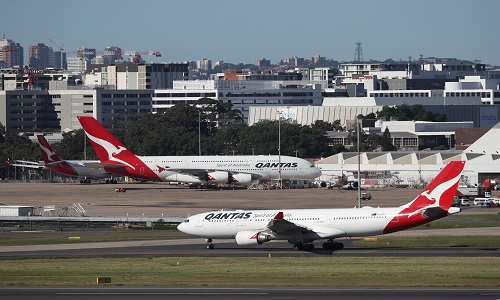 Australia's Qantas pushes back int'l travel target as H1 revenue falls 75%