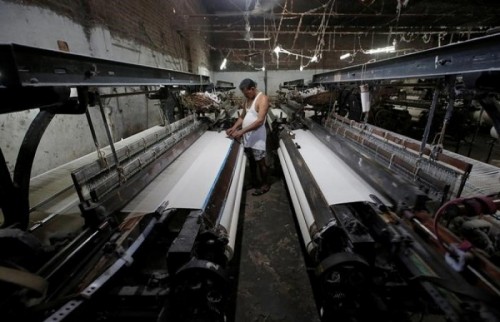 Bombay Dyeing posts Q3 net loss of Rs 82.40 cr
