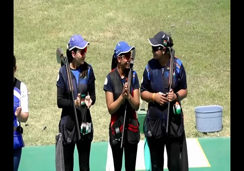 Shooting World Cup: India win gold in mens, womens team trap