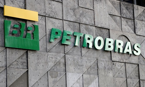 Insight: How a Petrobras sacking ended Bolsonaro's free-market flirtation