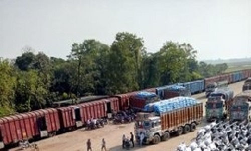 Railways surpasses last year's freight loading