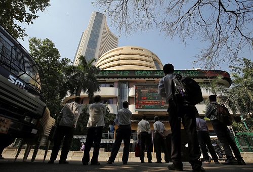 Indian shares fall on fears of fund outflows; Future Group firms drop