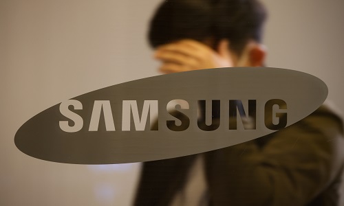 Samsung considering four sites in U.S. for $17 billion chip plant - documents