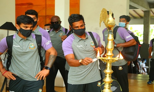 Bangladesh arrive in Sri Lanka for Test series