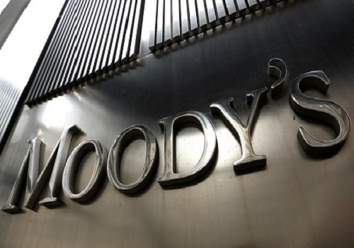 Most Indian corporates have protection against weakening rupee: Moody`s
