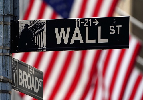 S&P 500 gains 1% as tech shares rally, Treasury yields fall