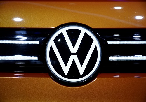 Volkswagen expects chip supply to remain tight in coming months