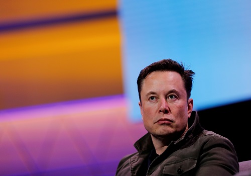 SEC letters claim Tesla failed to oversee Musk`s tweets - WSJ