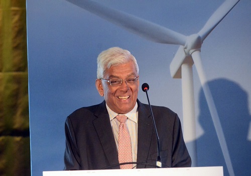 Deepak Parekh says life insurers should be allowed to evolve further