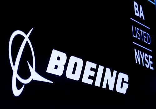 The $15 billion jet dilemma facing Boeing`s CEO