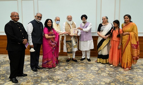 PM receives first copy of book on Guru Gobind Singh Ji