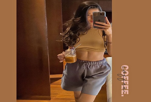 Shanaya Kapoor's 'random clicks of self care' is all about her love for coffee