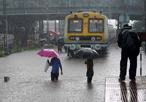 After a lull, India's monsoon splashes entire country, easing crop concerns