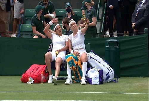 Sania-Bethanie stun sixth seed in Wimbledon doubles opener
