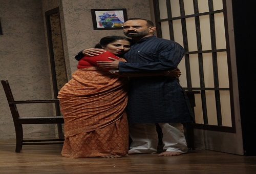 Manish Choudhary returns to stage with 'Pashmina' on Nine Rasa