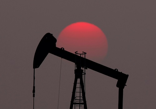 Oil falls as Delta surge clouds fuel demand outlook