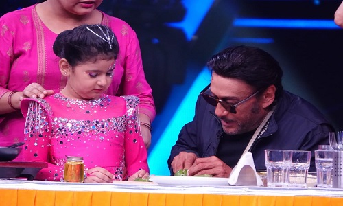 Jackie Shroff surprises `Super Dancer` contestant by cooking `bhindi` for her