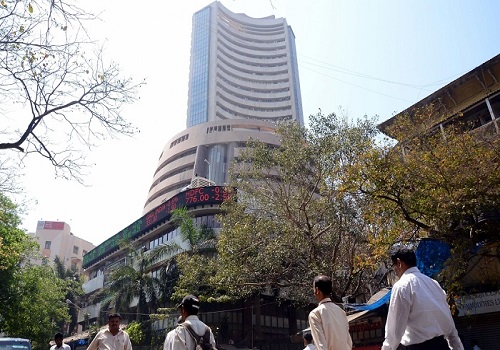 Indian shares flat as financials counter tech gains