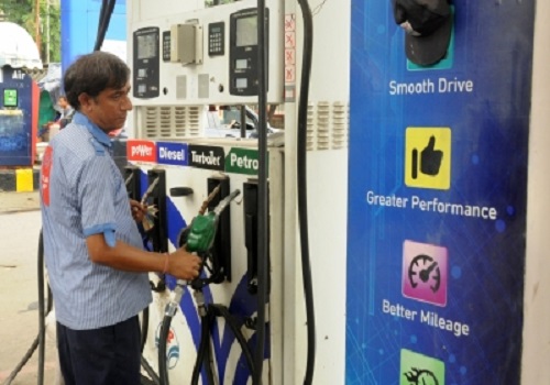 Petrol, diesel prices complete a month without any revision