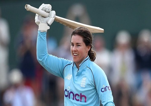 Beaumont century leads England to emphatic win over New Zealand