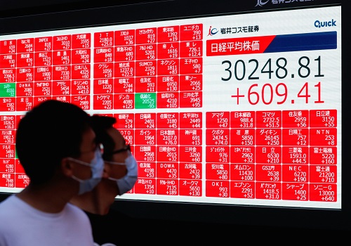 Asian shares stumble as U.S. yields, dollar hold firm