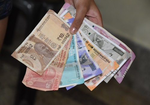 Rupee falls 8 paise to close at 74.14 against US dollar