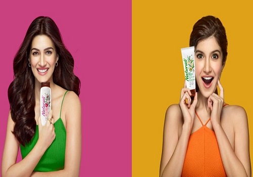 500px x 350px - Kriti Sanon and Shanaya Kapoor talk clean beauty