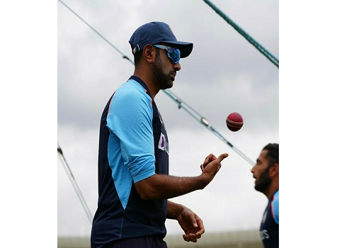 Ashwin, Jadeja could play if it is regular Oval pitch: Bharat Arun