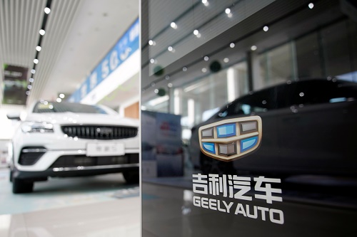 China`s Geely to set up 5,000 battery swapping stations by 2025