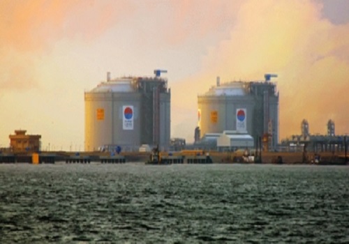 Petronet LNG to foray into petrochemical business