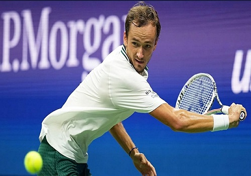 US Open: Medvedev breezes past Koepfer to enter 3rd round