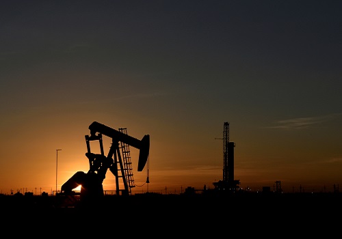 Oil prices head for weekly dip as dollar firms