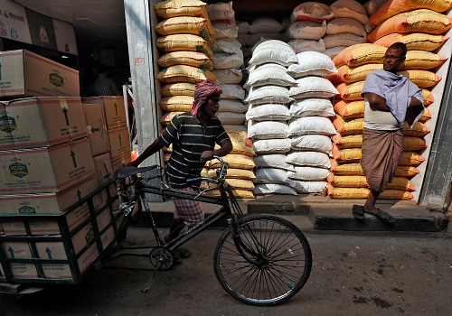 India`s vegoil imports cost a record $15.7 billion -trade body