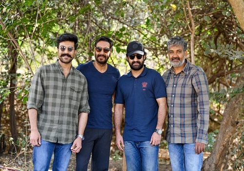 S.S. Rajamouli: Conflict in 'RRR' is not between heroes and villains but the heroes themselves