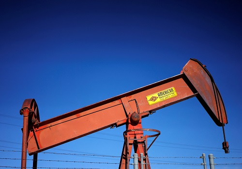 Oil prices rise but Omicron worries linger