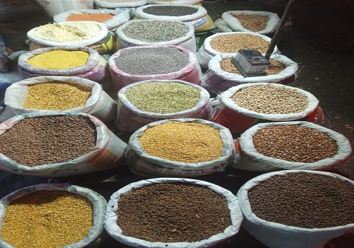 Inflation Check: Centre extends 'free' import policy for three pulses till Mar '22