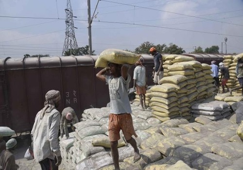 Retail cement prices likely to touch record high in FY22: Crisil