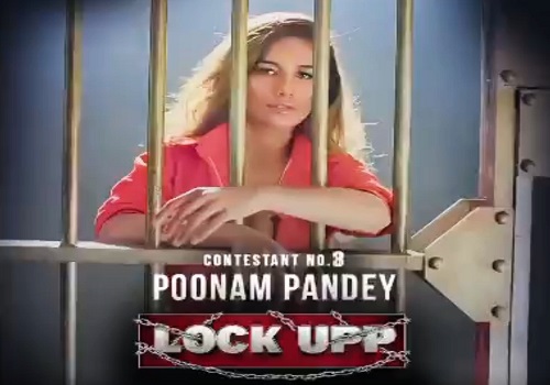 Punam Pandey Xxx - Poonam Pandey all set to be the third contestant on reality show 'Lock Upp'