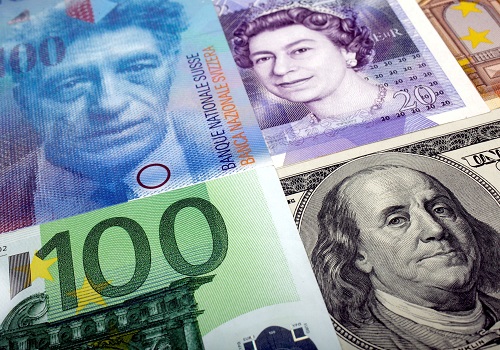 Currency markets nervously eye Ukraine headlines, take heart from possible summit
