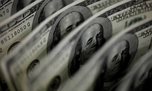 Dollar gains as Ukraine tensions rise after U.S. warning