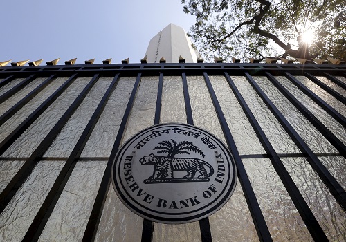 BREAKING NEWS : RBI Keeps Reverse Repo Rate Unchanged at 3.35%