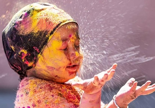Activities to get your kids Holi ready