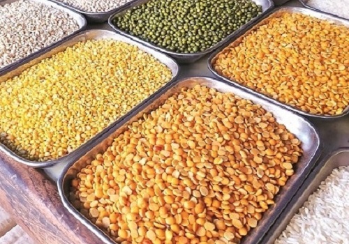 Tur, urad imports kept under 'free category' for yet another year