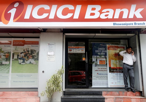 ICICI Bank inches up on raising Rs 8,000 crore through bonds