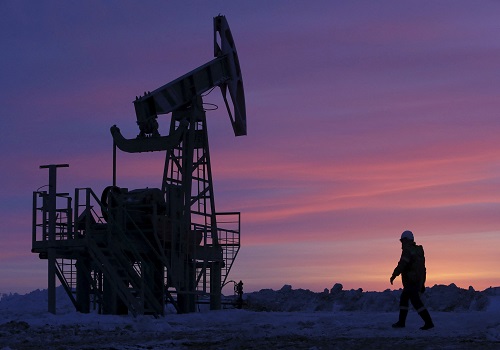 Oil falls to $125 on speculation U.S. Russia oil ban won't worsen supply shock
