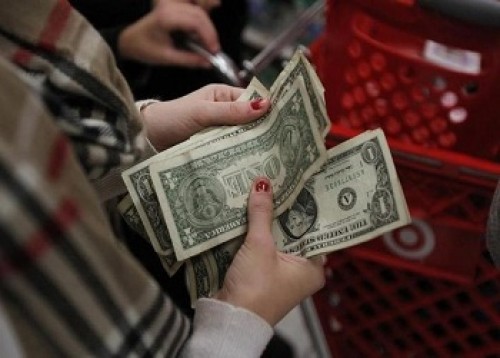 Dollar hits five-year high vs yen, euro sags amid Ukraine uncertainty