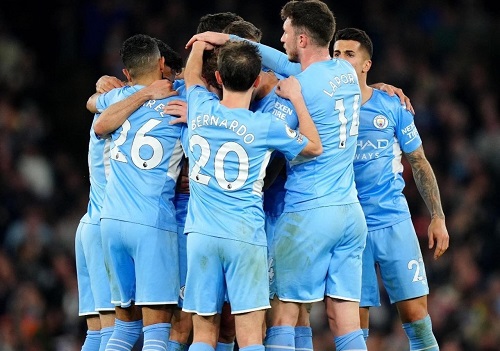 Manchester City back on top, while Arsenal take big win in Premier League