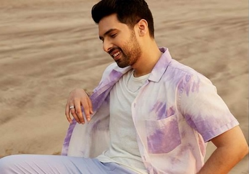 Armaan Malik launches menswear linen campaign for top fashion brand
